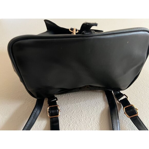 Versace Parfums Backpack Black Gold Adjustable Straps & Zip Pockets Vegan Faux L - Picture 14 of 15